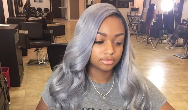 Is It Okay to Have Gray Hair With Dark Skin